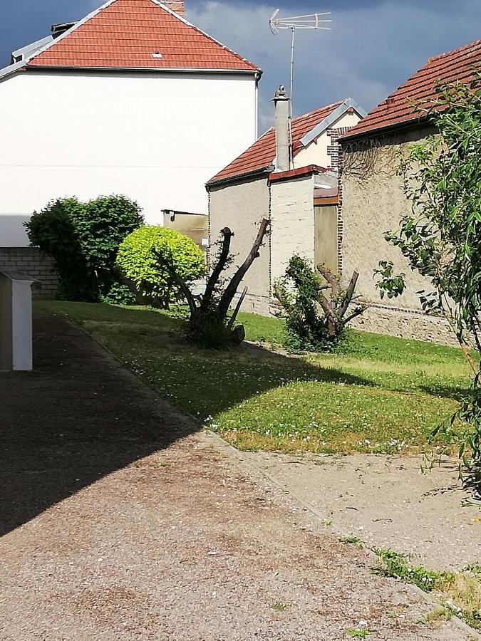 Joli Appartement Residentiel A Troyes Bagian luar foto